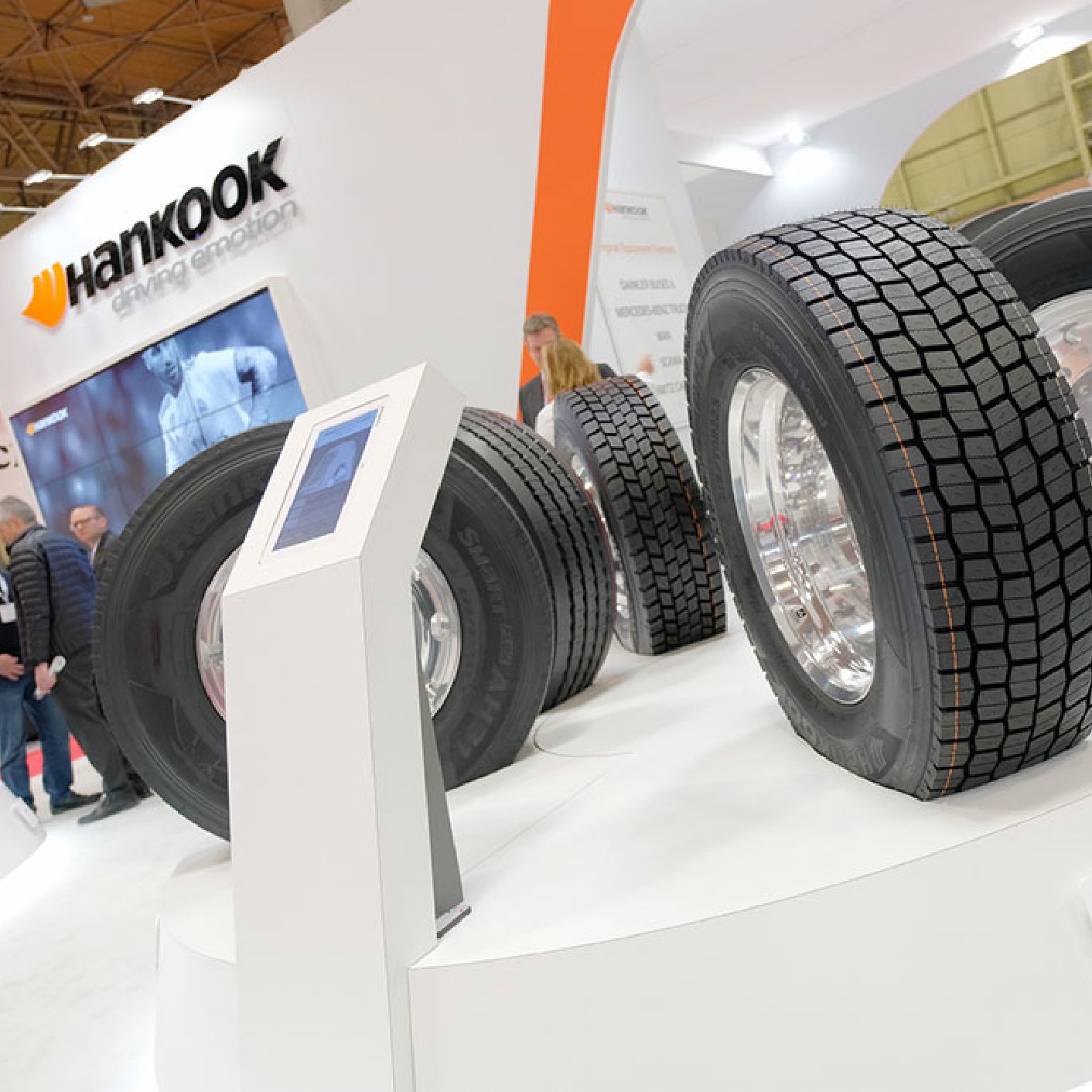 Hankook présente de nouvelles solutions de pneus commerciaux à l'occasion du 2021 Commercial Vehicle Show