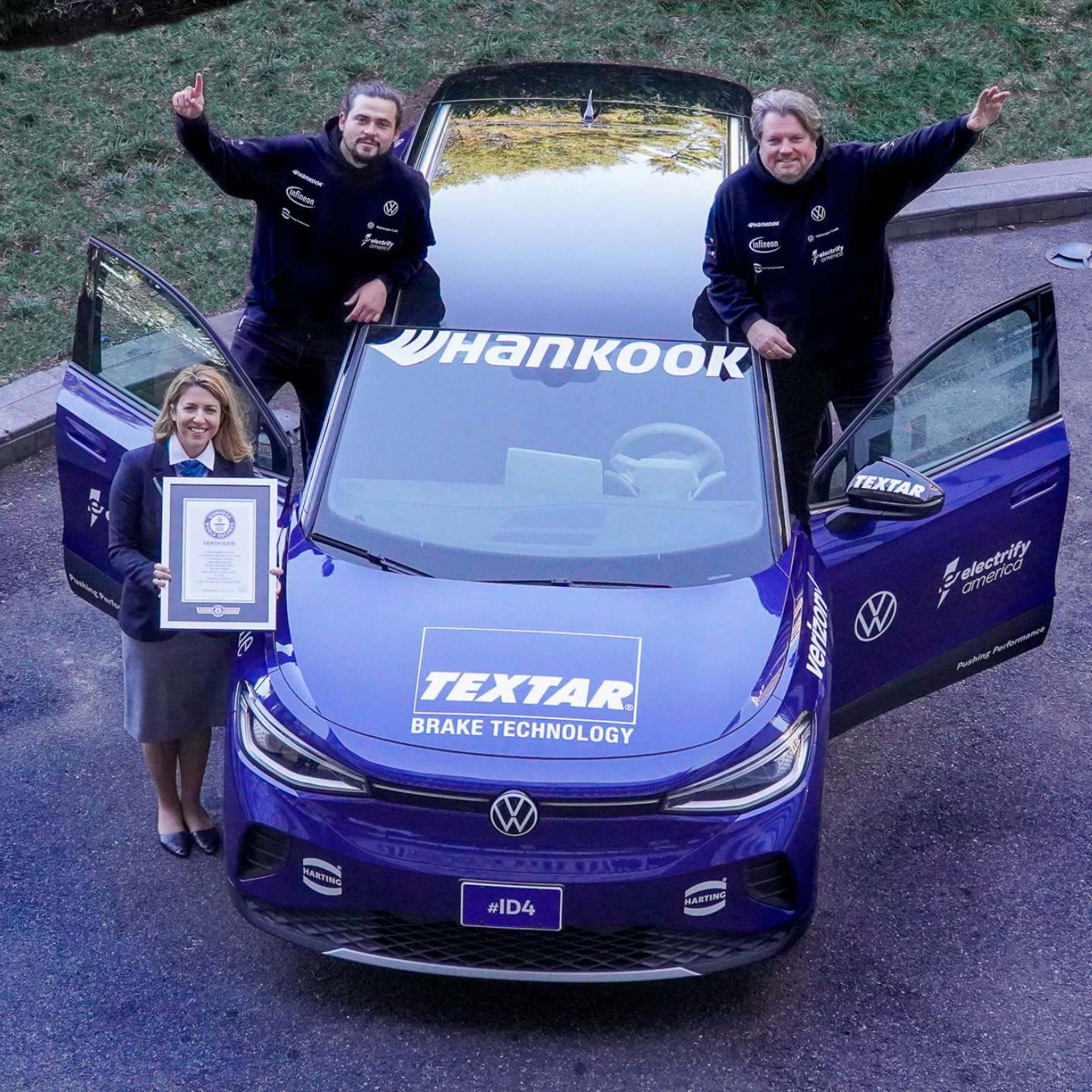 Volkswagen ID.4 USA Tour Sets a New Guinness World Records® Title on Hankook EV Tires
