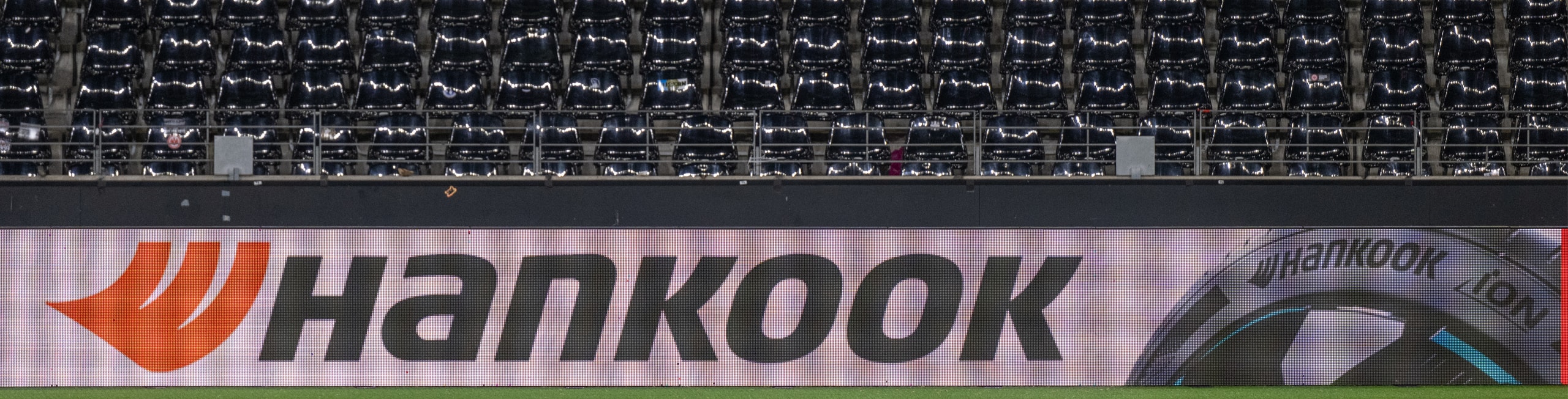 Hankook Tire & Technology-the-uefa-europa-league-sponsorship-keyvisual-01